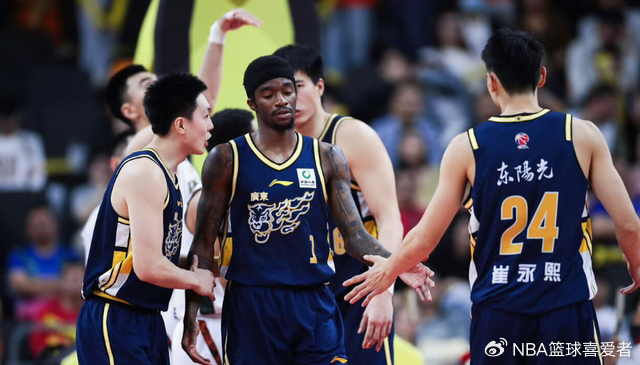 开云-广东宏远遭遇大逆转！输给北京首钢，徐杰被罚下，赵睿23分|麦基|萨姆纳|张才仁|周琦|胡明轩_新浪体育_新浪新闻